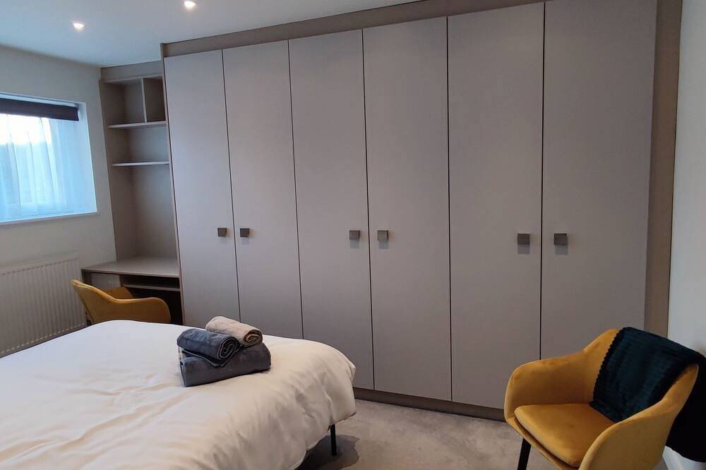 Hel leilighet, Modern 1Br + Ac in Elstree and Borehamwood, Hertfordshire