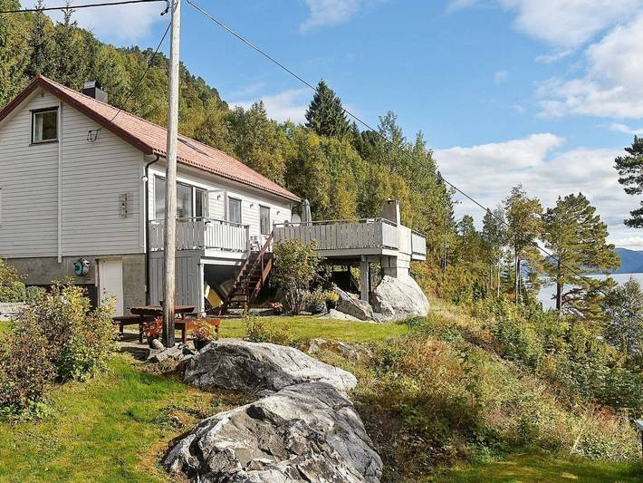 Ferienhaus für 8 Personen, mit Terrasse und Garten, kinderfreundlich in Møre og Romsdal - 2