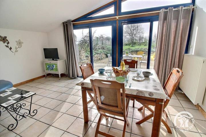 Gîte pour 2 personnes, avec terrasse à Pleumeur-Gautier - 2