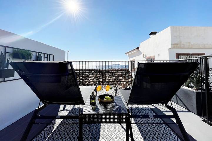 Chalet für 6 Personen, mit Terrasse und Garten in Malaga