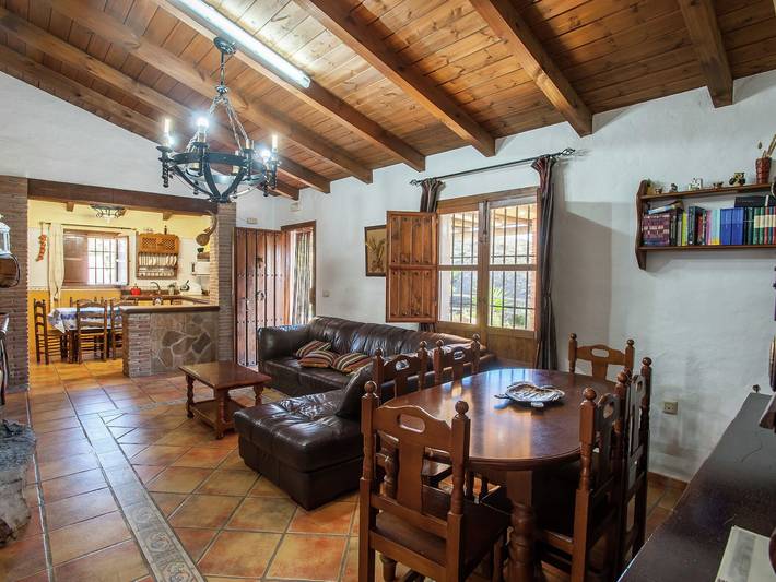 Casa rural para 8 personas, con jacuzzi además de terraza y piscina, Se admiten mascotas en Antequera - 3
