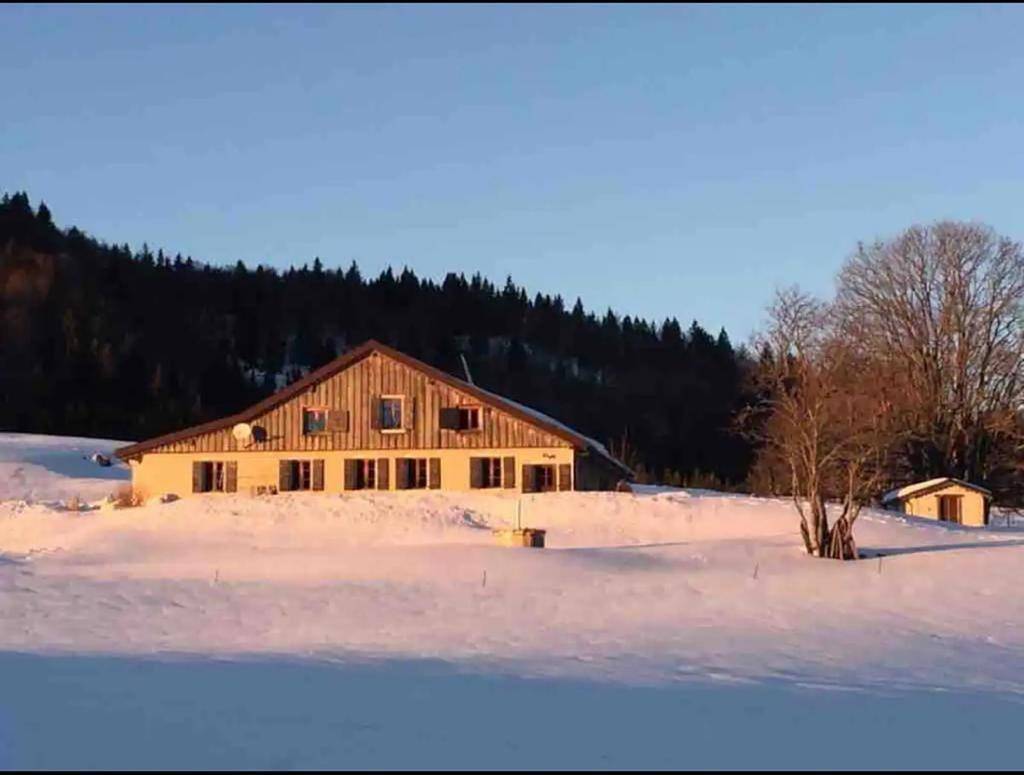 Maison de charme Haut-Jurassienne in Saint-Claude (Jura), Parc naturel régional du Haut-Jura