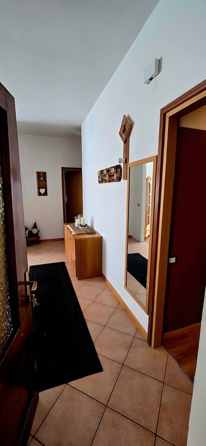 Appartamento intero, Appartamento 'La Locanda Dei Nonni' con Vista Montagna, Giardino in Comune e Wi-Fi in Pozza di Fassa, San Giovanni di Fassa