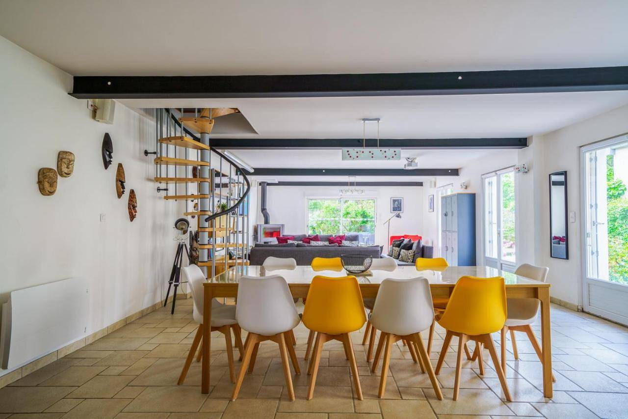 Grande maison 11 pers piscine & Châteaux Loire in Chançay, Région de Tours