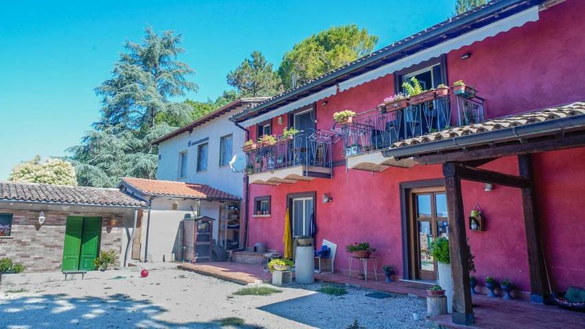 Casa vacanza per 4 persone, con Terrazza e Giardino nonché Panorama a Rieti