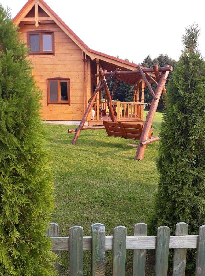 Domek letniskowy dla 8 osób, z ogród i widok na jezioro oraz widok na Mazury