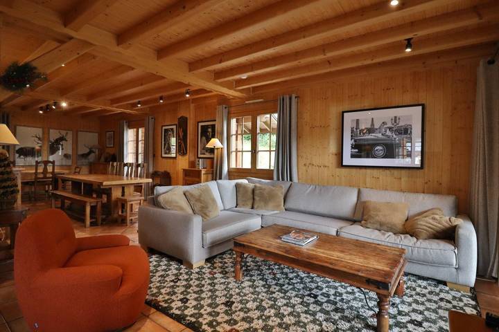 Casa rural para 16 personas, con jacuzzi y terraza - 1