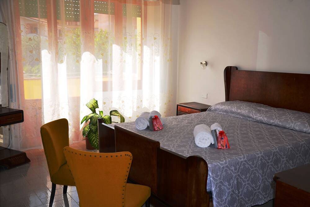 Under the banner of your holiday!!!! in Igrèsias/Iglesias, Iglesias