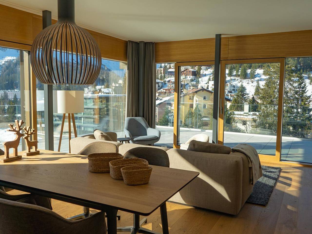 Ganze Ferienwohnung, Sunrise2sunset - Penthouse mit 2 Schlafzimmer und 2 Badezimmer in Arosa, Plessur Alpen