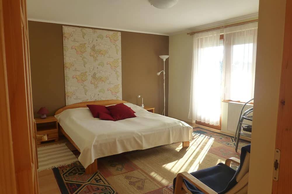 Apartamento entero, Modern apartment of 75 m2 at Lake Balaton in Keszthely in Keszthely, Keszthely region