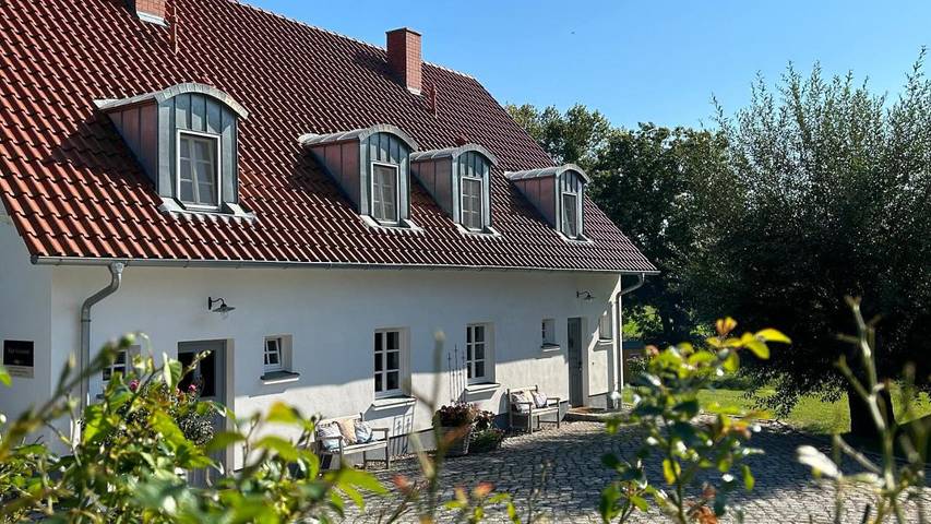 Ferienhaus für 8 Personen, mit Terrasse und Garten sowie Ausblick