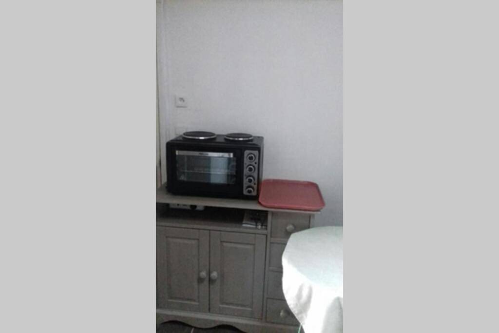 Appartement entier, One-Bedroom Apartment in Dol-de-Bretagne, Région de Saint-Malo