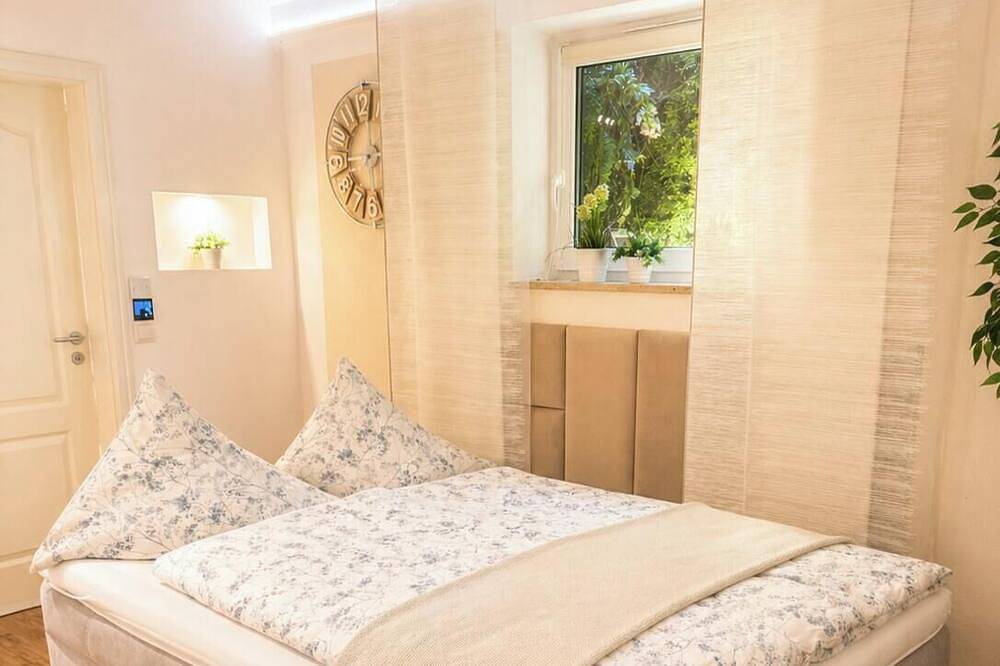Ganze Wohnung, Modernes, Mini Apartment in Zirndorf, Franken