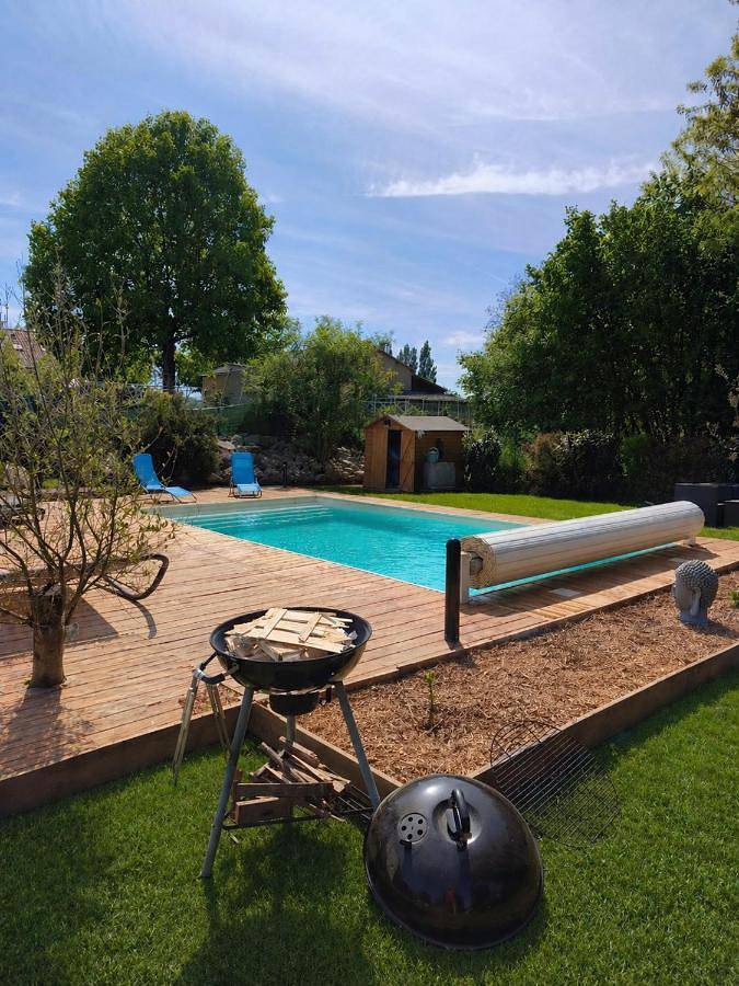 Chambre d’hôte pour 2 personnes, avec Terrasse et Jardin ainsi que Piscine et Vue