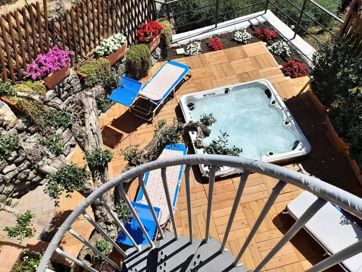 Location de vacances pour 4 personnes, avec piscine et jardin à Piedimonte Etneo - 4