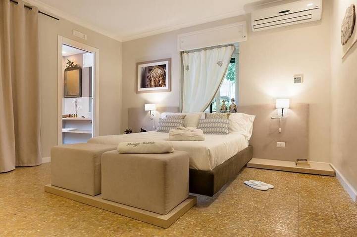 Palazzo Taranto - Luxury Rooms, Caltagirone in Caltagirone, Caltagirone region