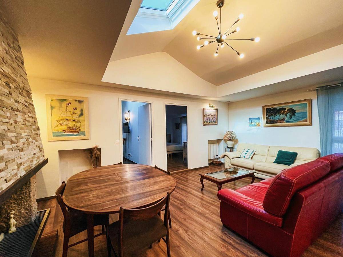 Appartement entier, Two-Bedroom Apartment in Château-Thierry, Aisne