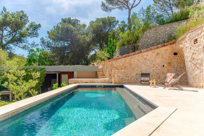 Villa pour 15 personnes, avec jardin et vue ainsi que terrasse et piscine - 1