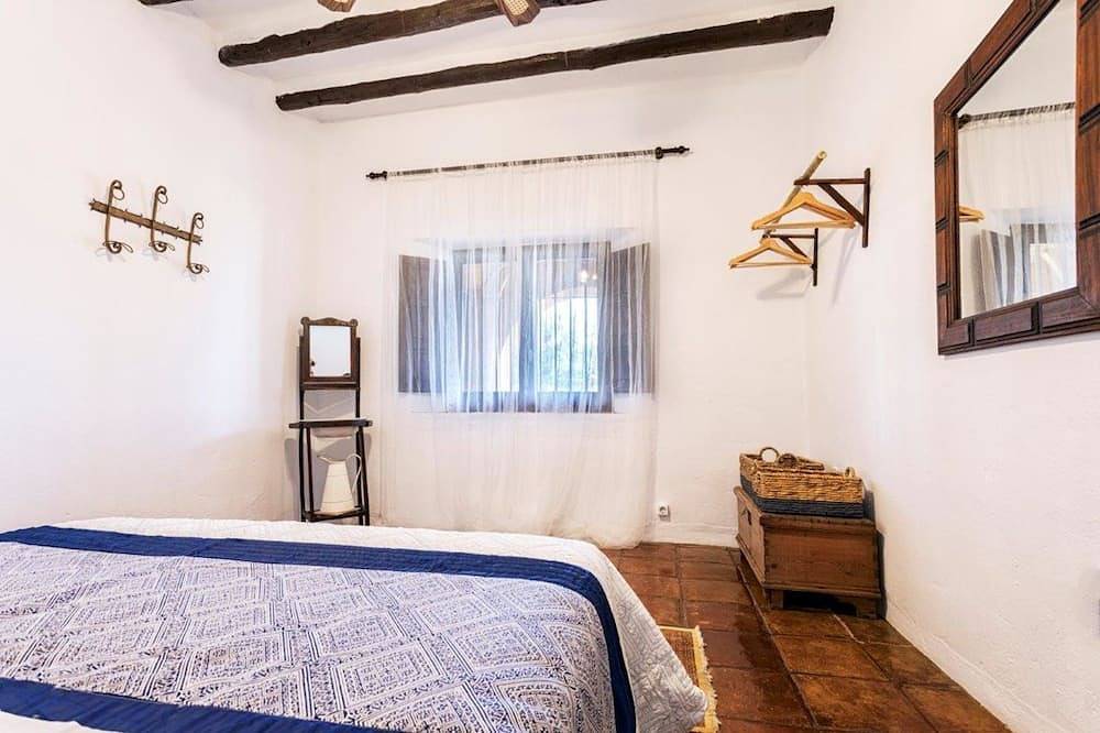 Beautiful House with Private Pool near the Costa del Sol in Alcaucín, Málaga Province