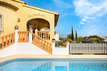 Apartment for 4 People in Orba, Costa Blanca, Photo 1