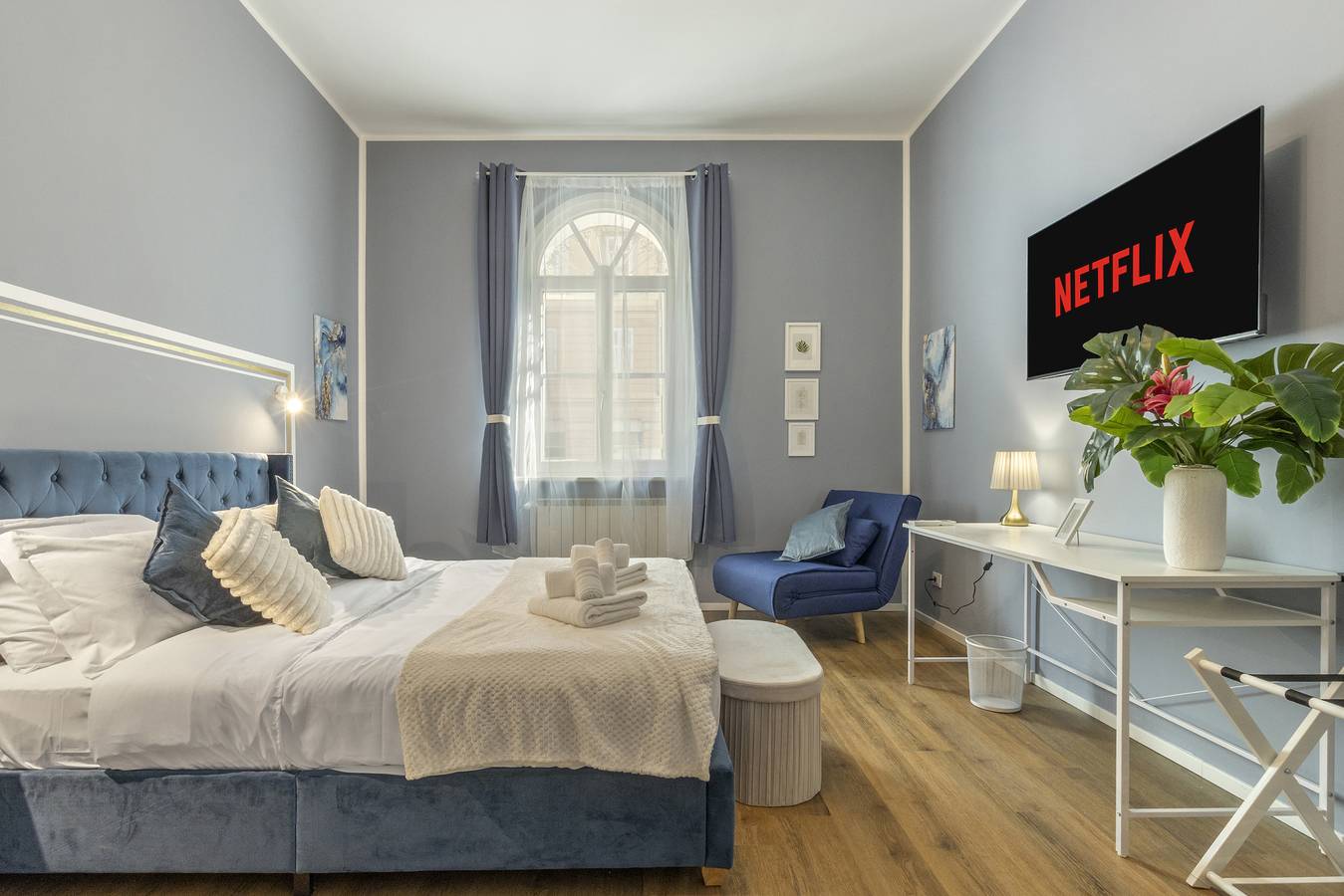 Ganze Wohnung, Tiffany - Netflix, Disney, per 8pp con Garage Box in Triest, Triest Provinz