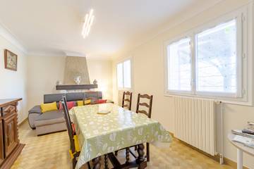 Maison De Vacances pour 5 Personnes dans Saint-André-de-Double, Dordogne, Photo 4