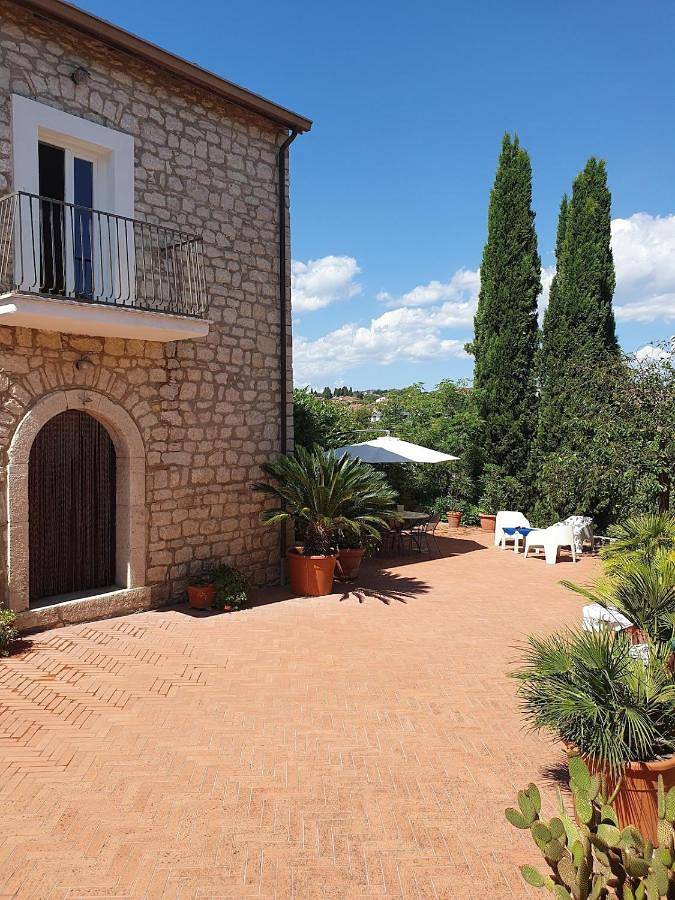 Appartamento per 3 persone, con Balcone e Terrazza nonché Giardino e Panorama a Pietrelcina