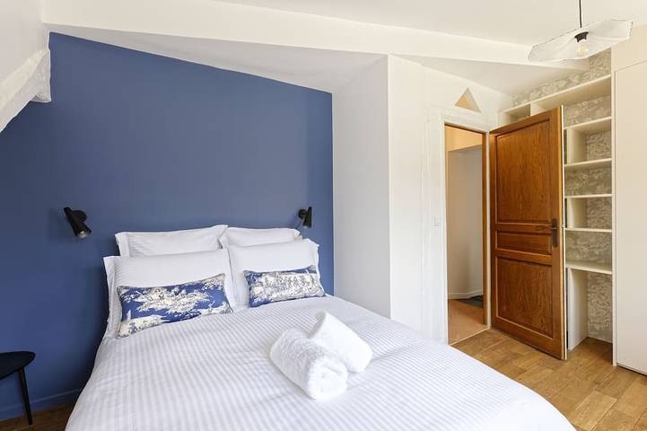 Appartement entier, Le Hoche Les Demoiselles à Versailles à 1 minute du Château de Versailles in Versailles, Yvelines