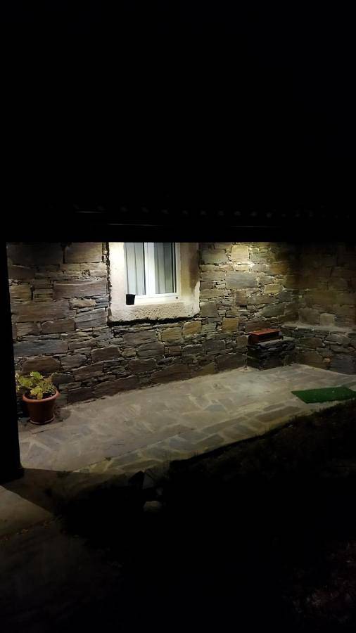 Location de vacances pour 5 personnes, avec vue ainsi que jardin et piscine dans Mogadouro - 2