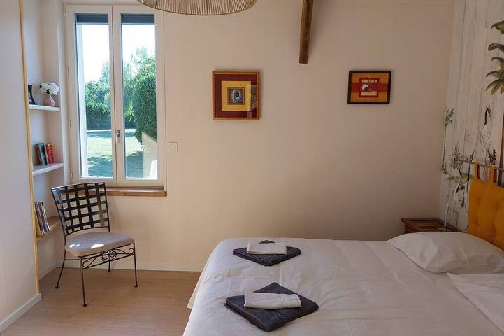 Location de vacances pour 2 personnes, avec piscine à Échassières - 2