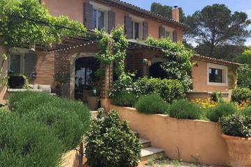 Villa voor 7 Personen in Puget, Parc naturel régional du Luberon, Afbeelding 1