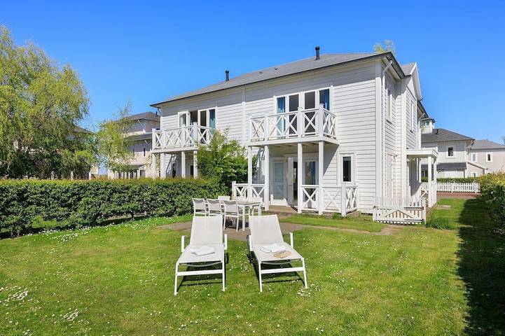 Ferienhaus für 14 Personen, mit Garten in Hellevoetsluis