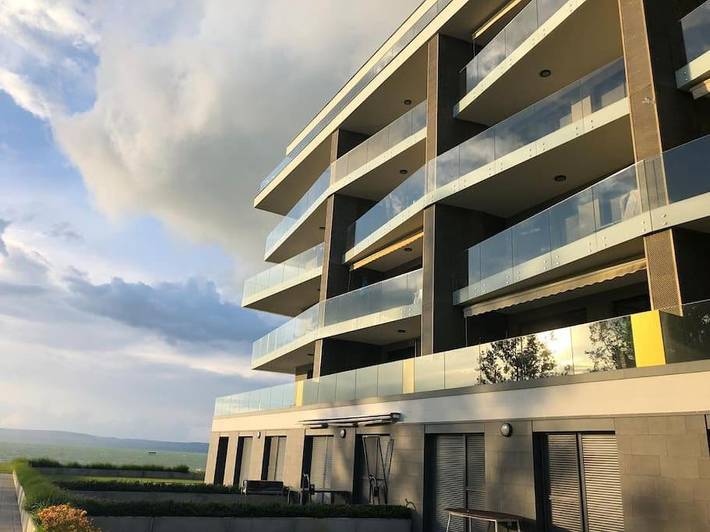 Ferienwohnung für 4 Personen, mit Ausblick und Garten sowie Seeblick in Balatonlelle