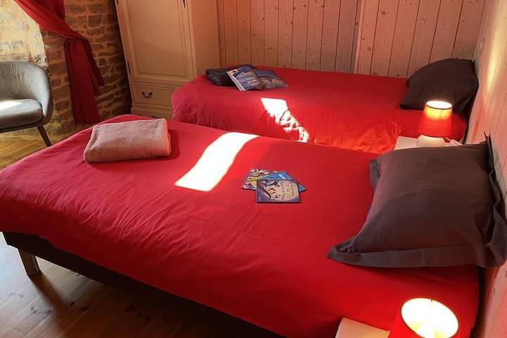 Location de vacances pour 6 personnes, avec jardin et terrasse à Banassac - 4