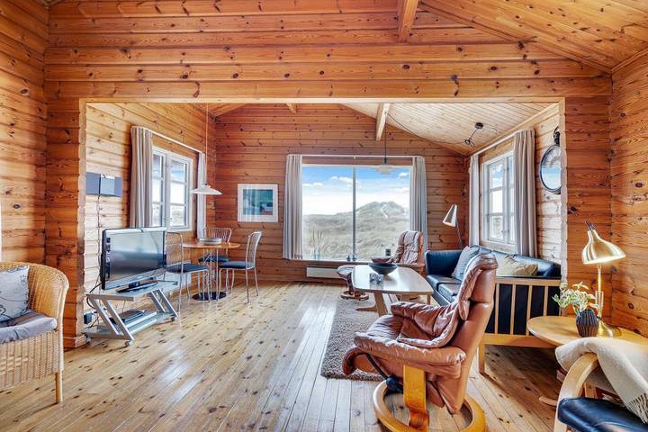 Tolles Ferienhaus mit Sauna - nur 100m vom Strand in Henne, Varde