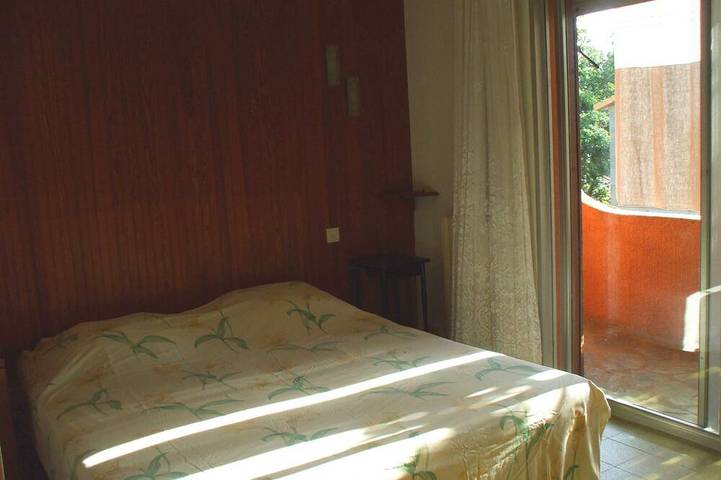 Location de vacances pour 7 personnes, avec terrasse et jardin, animaux acceptés à Santa-Lucia-di-Moriani - 2