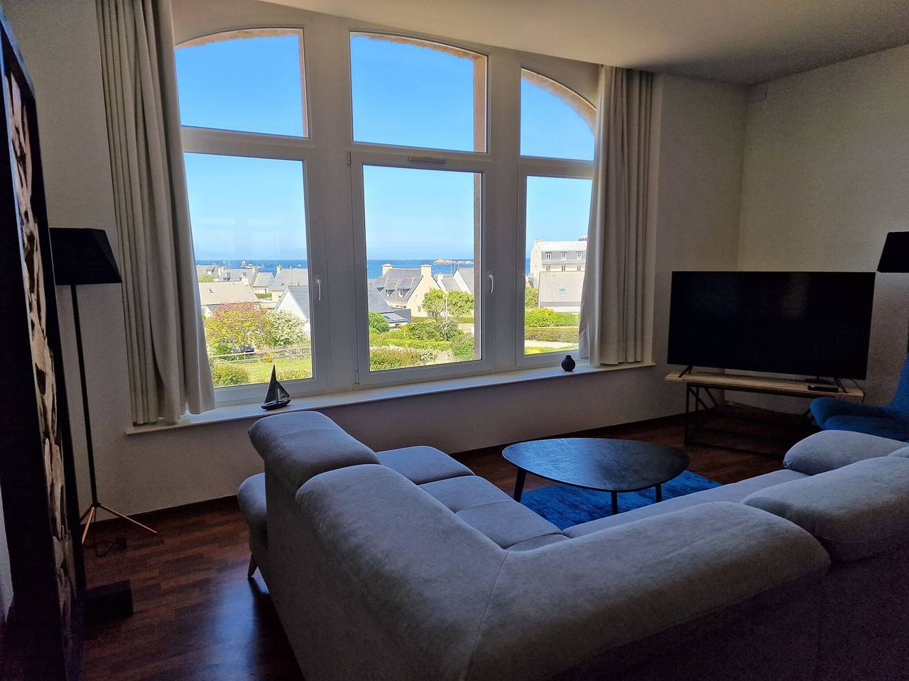 Location De Vacances pour 4 Personnes dans Plougasnou, Région de Morlaix