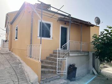 Ferienhaus für 3 Personen, mit Ausblick und Balkon sowie Garten, kinderfreundlich auf Korfu