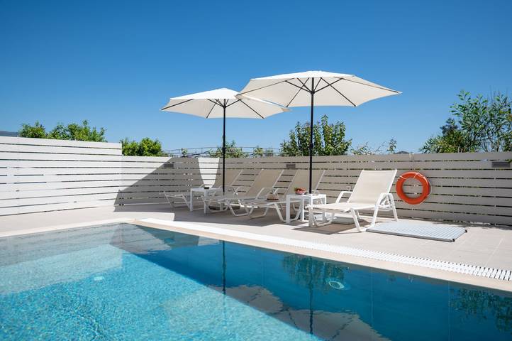 Villa pour 5 personnes, avec Balcon ainsi que Terrasse et Jardin