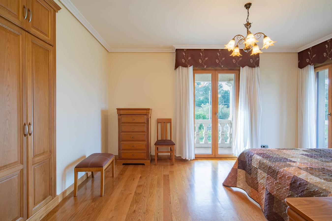 Appartement entier, Appartement 'Apartamento 11' avec piscine partagée, terrasse privée et Wi-Fi in Cangas, Rías Baixas