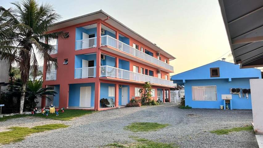 Casas e apartamentos de temporada para 5 pessoas, com jardim, com animais de estimação em São Francisco do Sul