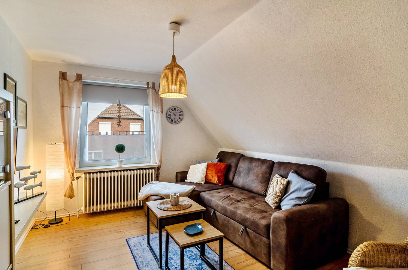 Ganze Wohnung, Ferienwohnung 'Ferienhaus Diekster - Obergeschoss' mit Gemeinschaftsterrasse in Norddeich, Norden und Umgebung