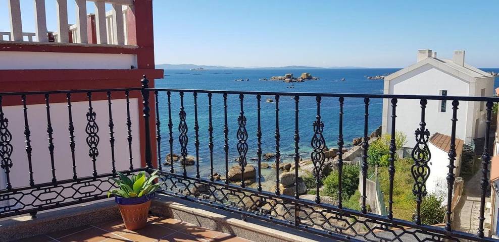 Chalet para 8 personas, con Balcón y Jacuzzi además de Terraza y Vistas en Barbanza