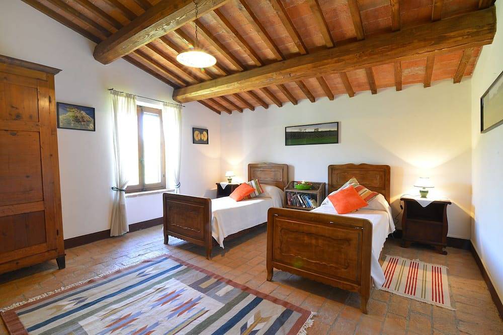 Piscina privada, a poca distancia de la ciudad, A / C, Wifi, degustación de vinos gratis. in Fabro, Provincia de Perugia