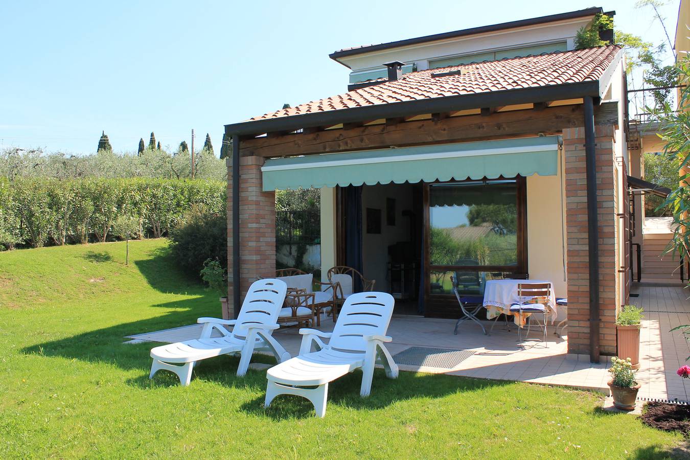 Ganze Ferienwohnung, Ferienwohnung mit Terrasse  in Lazise, Gardasee-Berge