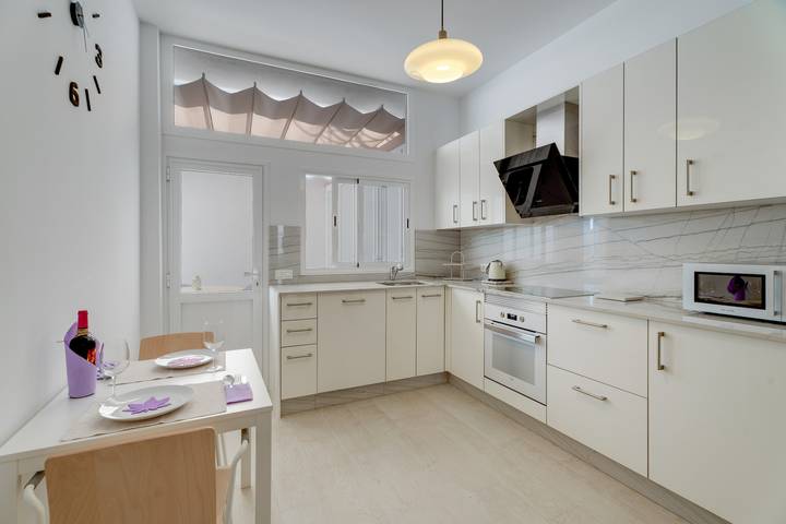 Gîte pour 3 personnes à Arona - 4