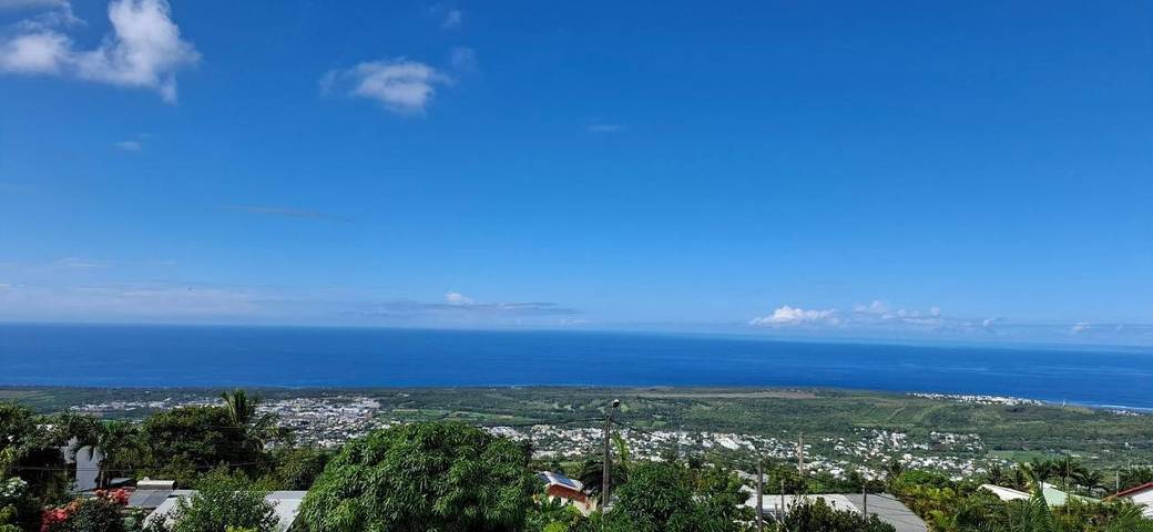 Gîte pour 3 personnes, avec piscine ainsi que jardin et vue à L'Étang-Salé - 4