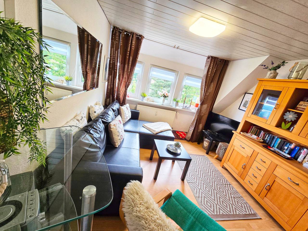 Ganze Wohnung, Ferienwohnung Waldblick mit großem Balkon,ebenerdig (außen und innen) und einmaliger Aussicht in Bestwig, Hochsauerlandkreis