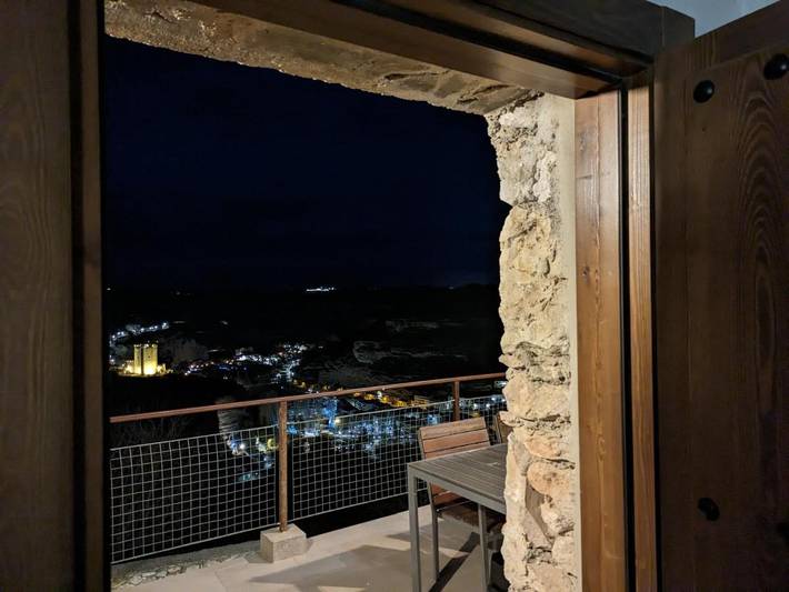 Casa rural para 4 personas, con jardín y vistas, Se admiten mascotas en Casas del Cerro - 3