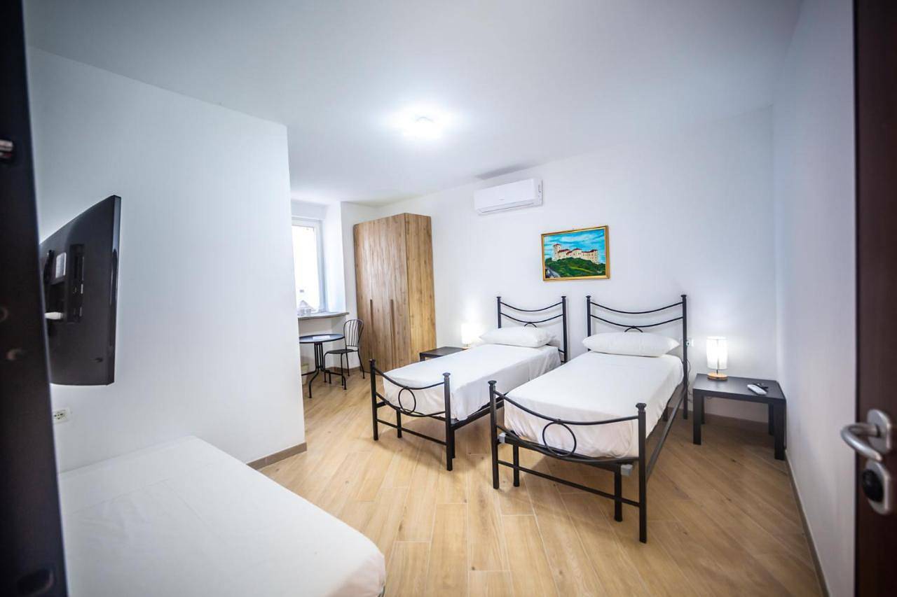 Around Lago Maggiore rooms in Reno (Leggiuno), Comune di Leggiuno